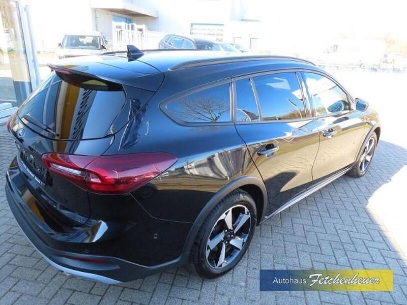 Gebraucht Ford Focus Active X 116 PS (85 kW) 2024 Schwarz Kombi