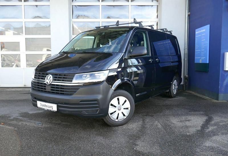 Gebraucht VW Transporter 110 PS (80 kW) 2021 Deep black pearlescent Van