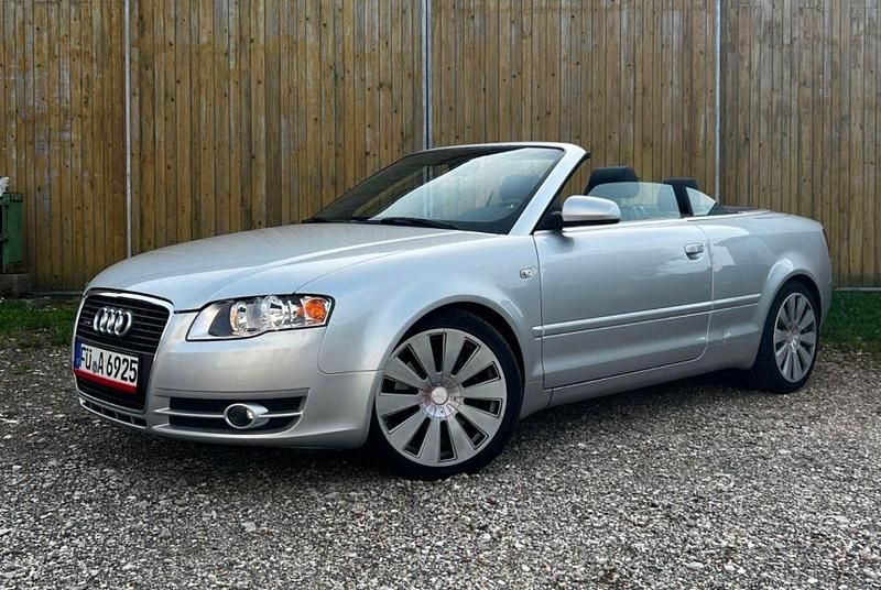 Silber Gebraucht 2006 Audi A4 Cabriolet Sport Cabrio | 12.000 € (Teuer) - Bild 1/4