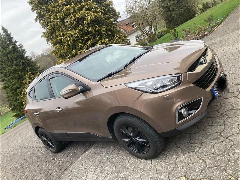 Gebraucht Hyundai ix35 Style 184 PS (135 kW) 2015 Braun SUV