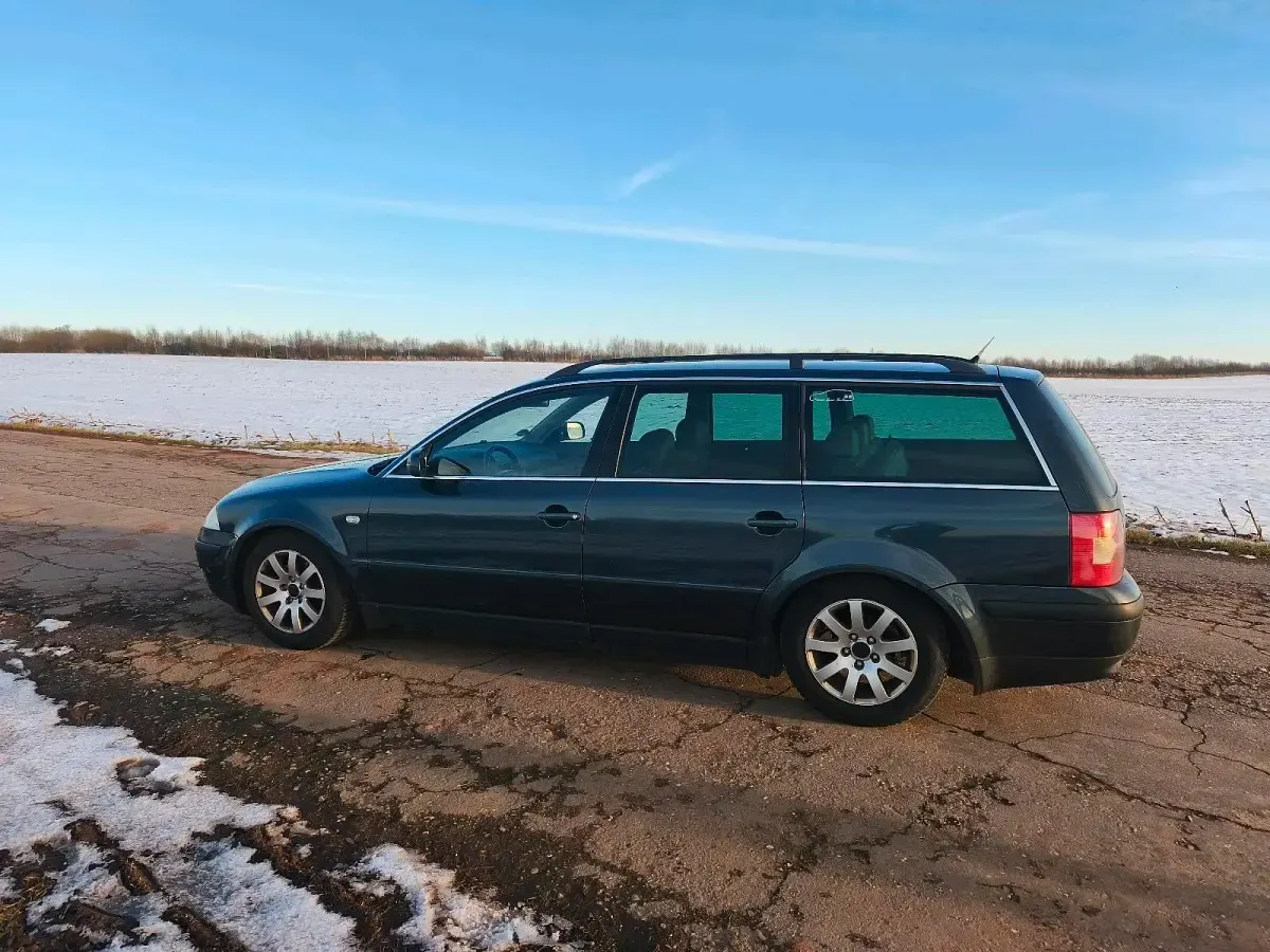 Gebraucht VW Passat 131 PS (96 kW) 2003 Grau Kombi