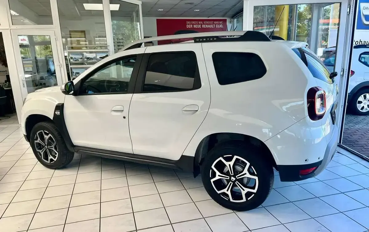 Gebraucht Dacia Duster Prestige 101 PS (74 kW) 2020 Gletscherweiss SUV
