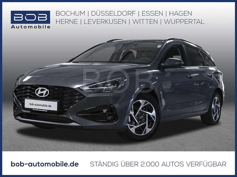 Grau Gebraucht 2025 Hyundai i30 Trend Limousine | 23.333 € (Fairer Preis) - Bild 1/3