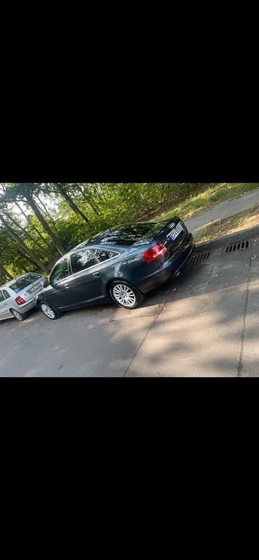 Grau Gebraucht 2006 Audi A6 Limousine | 6.500 € - Bild 1/4