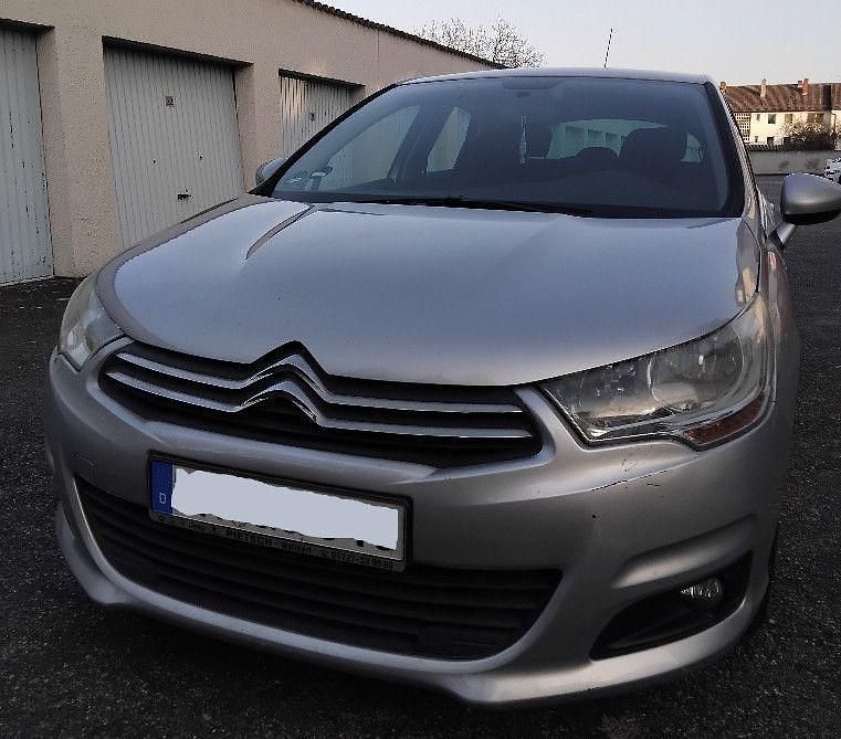Gebraucht Citroën C4 Attraction 120 PS (88 kW) 2012 Silber Kleinwagen