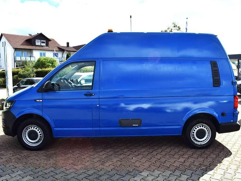 Gebraucht VW Transporter 140 PS (102 kW) 2015 Blau Van