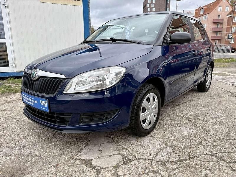 Gebraucht Skoda Fabia Special 60 PS (44 kW) 2011 Pazifikblau Limousine