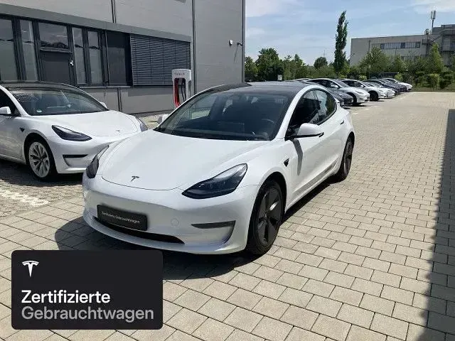 Gebraucht Tesla Model 3 Long Range AWD 324 kW (441 PS) 2022 Weiß Limousine
