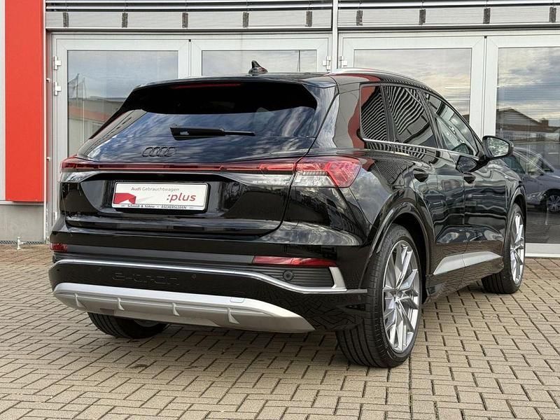 Gebraucht Audi Q4 e-tron S-Line 219 kW (299 PS) 2022 Schwarz metallic SUV