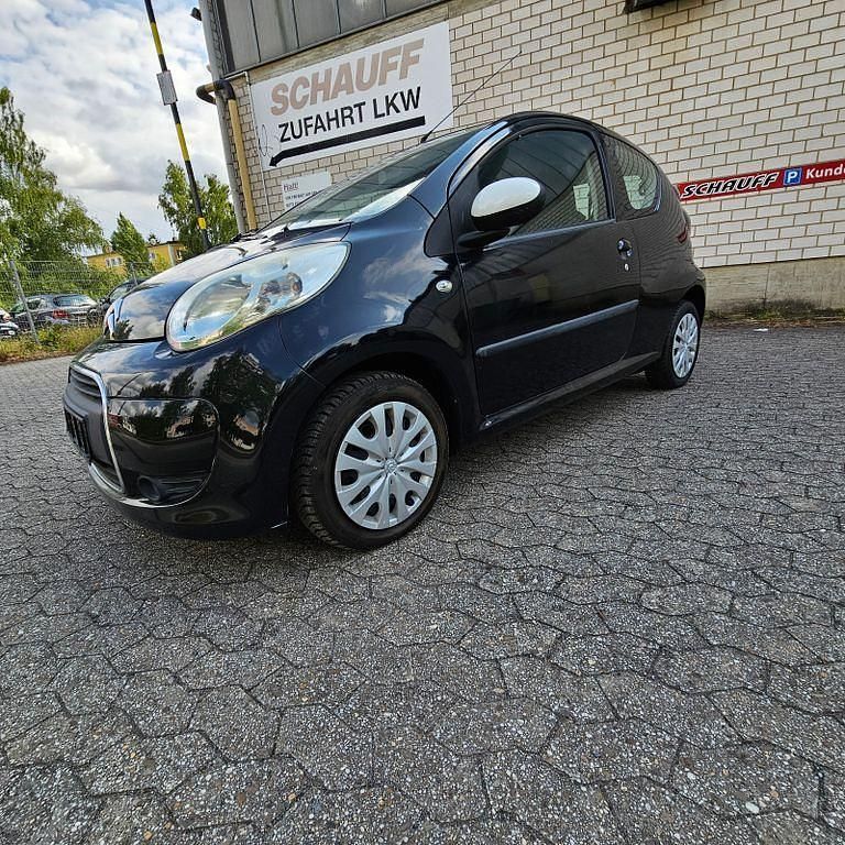 Schwarz Gebraucht 2010 Citroën C1 Advance Kleinwagen | 2.990 € (Fairer Preis) - Bild 1/4