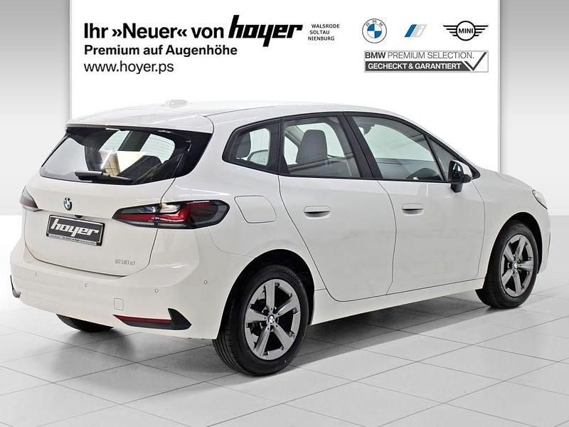 Gebraucht BMW 218 Active Tourer Efficient Dynamics 150 PS (110 kW) 2023 Alpinweiß uni Van / Kleinbus