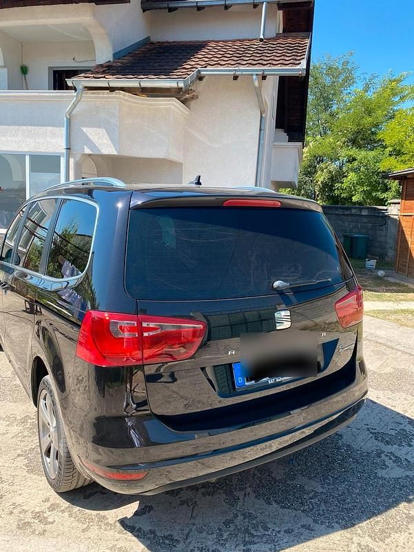 Schwarz Gebraucht 2013 Seat Alhambra Van / Kleinbus | 9.999 € (Fairer Preis) - Bild 1/4