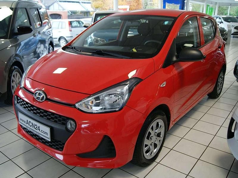 Tomato red Gebraucht 2019 Hyundai i10 Pure Kleinwagen | 5.900 € (Fairer Preis) - Bild 1/4