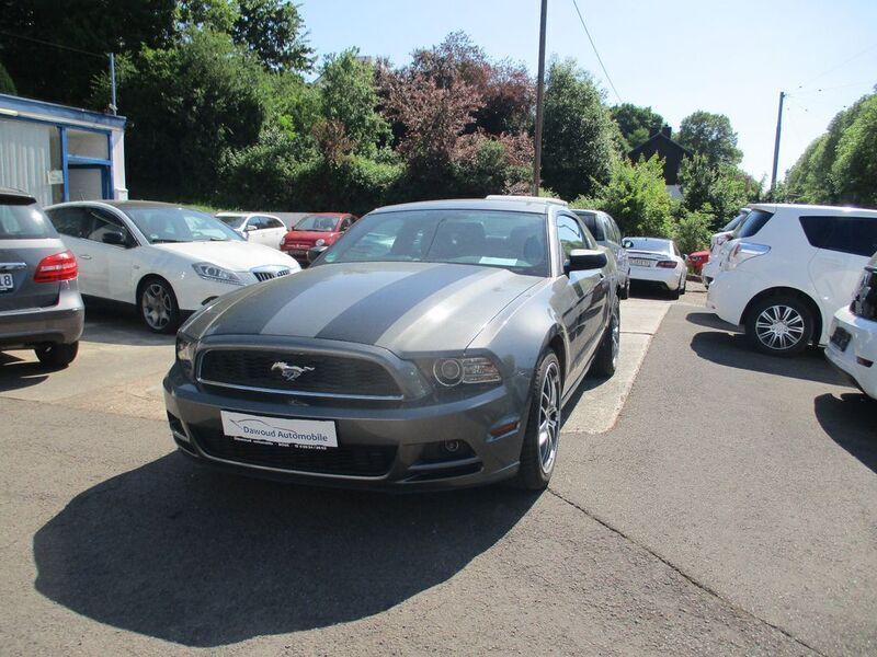Grau Gebraucht 2013 Ford Mustang Coupé | 14.900 € (Superpreis) - Bild 1/4