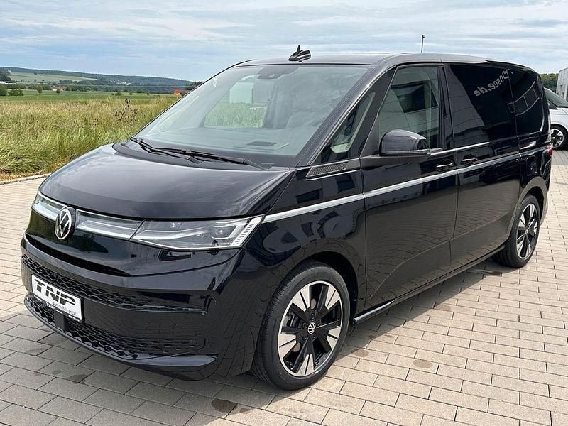 Schwarz Neu 2024 VW Multivan Style Van / Kleinbus | 65.990 € (Etwas zu teuer) - Bild 1/4
