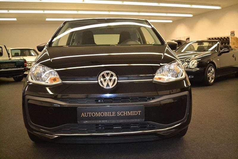 Second-hand VW up! take up! 60 CP (44 kW) 2017 Negru Hatchback