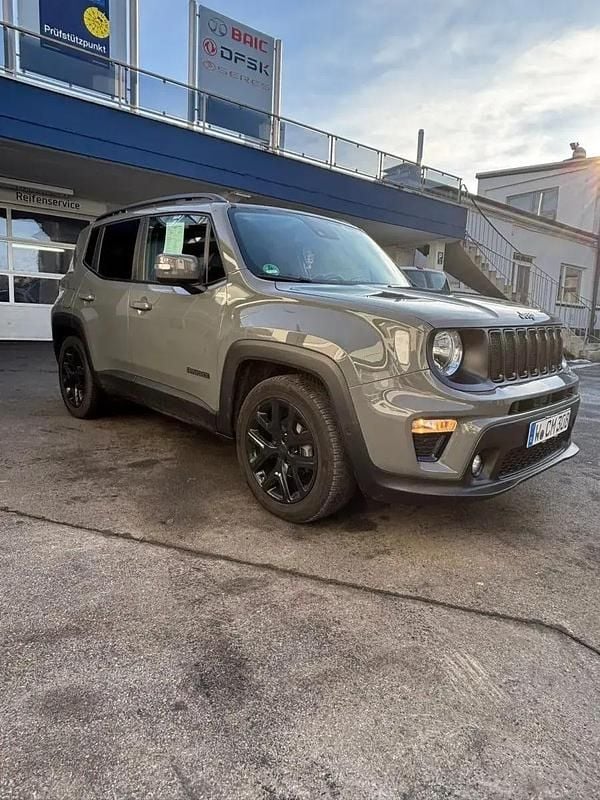 Grau Gebraucht 2022 Jeep Renegade Limited SUV | 20.990 € (Fairer Preis) - Bild 1/4