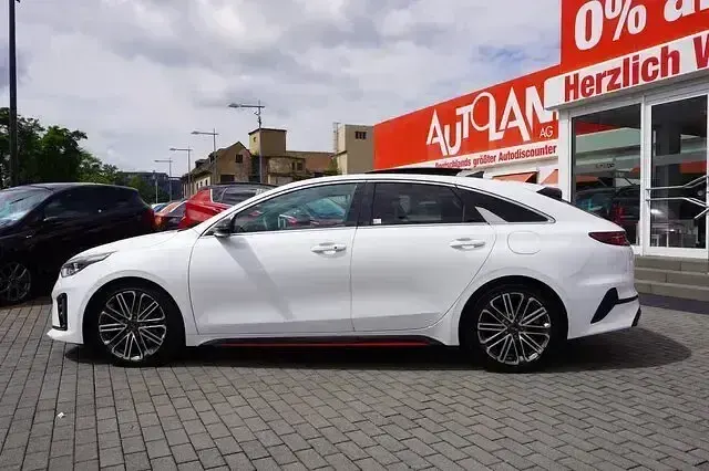 Gebraucht Kia ProCeed GT 204 PS (150 kW) 2020 Deluxeweiss met. Kombi