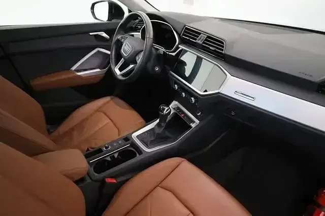 Gebraucht Audi Q3 Ambiente 245 PS (180 kW) 2022 Mythosschwarz (metallic) SUV