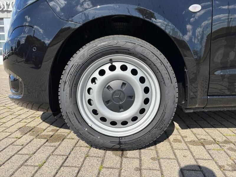 Obsidianschwarz Neu 2025 Mercedes e-Vito Van / Kleinbus | 30.928 € - Bild 1/4