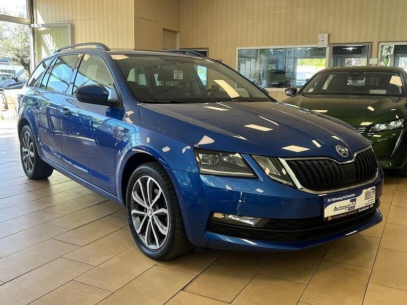 Blau Gebraucht 2020 Skoda Octavia Soleil Kombi | 19.900 € (Fairer Preis) - Bild 1/4