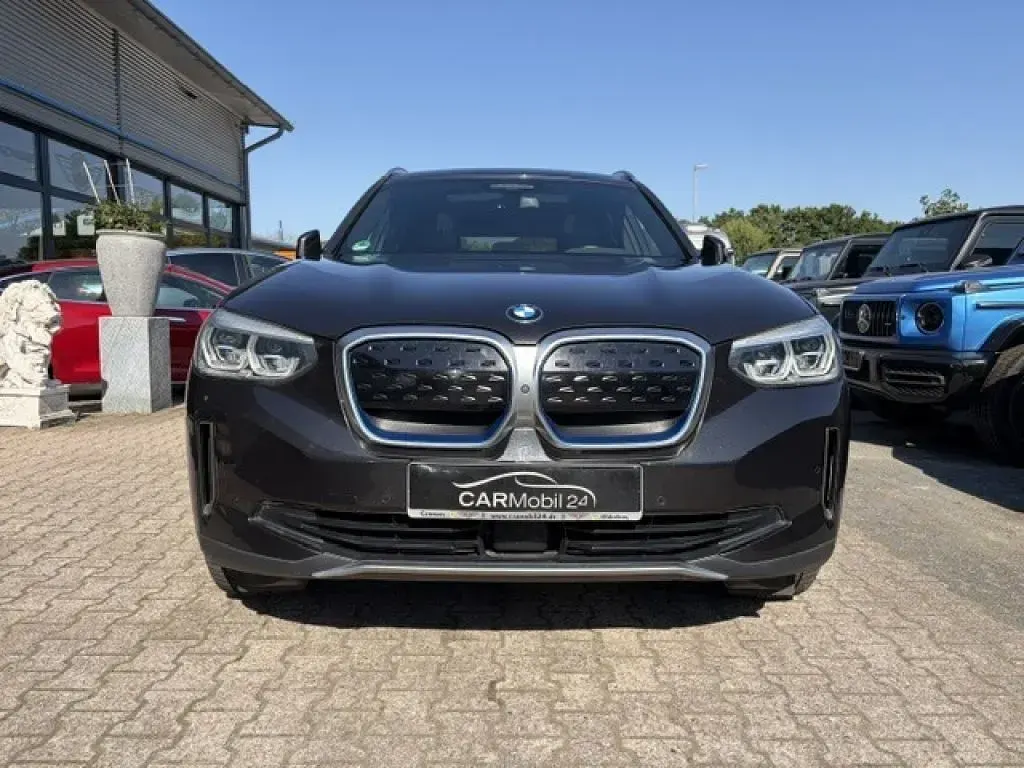 Gebraucht BMW iX3 Impressive 210 kW (286 PS) 2022 Sphistograu metallic (metallic) SUV