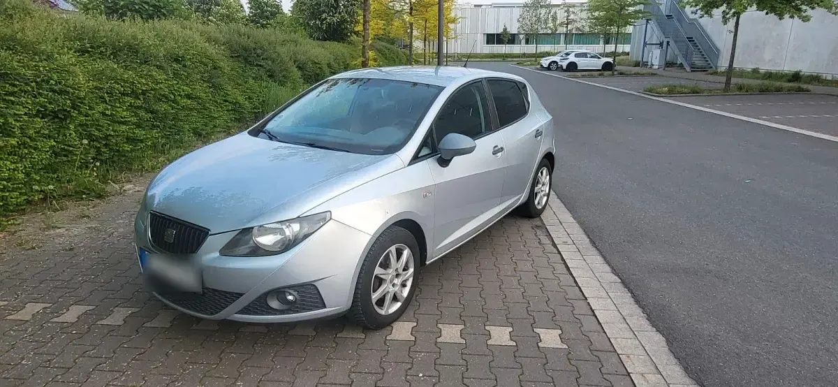 Gebraucht Seat Ibiza Reference 86 PS (63 kW) 2010 Silber Limousine
