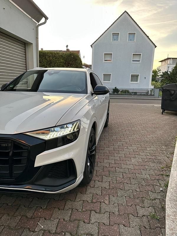 Gebraucht Audi SQ8 Ambiente 435 PS (319 kW) 2020 Weiß SUV