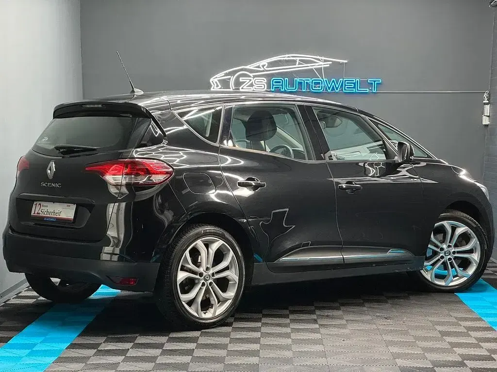 Gebraucht Renault Scénic Experience 116 PS (85 kW) 2016 Schwarz Van / Kleinbus