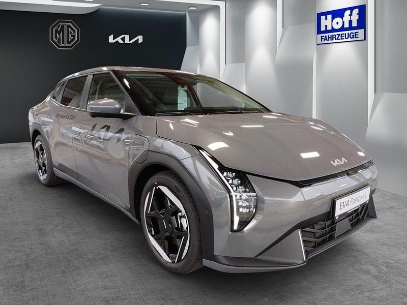 Neu Kia EV4 Earth 150 kW (204 PS) 2025 Grau Limousine