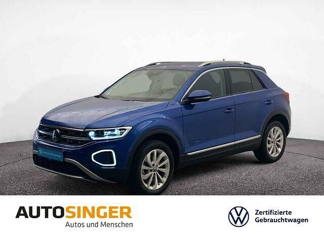 Gebraucht VW T-Roc Style 150 PS (110 kW) 2024 Ravennablau metallic SUV
