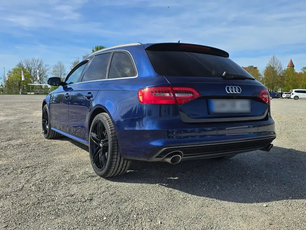 Gebraucht Audi A4 S-Line 204 PS (150 kW) 2014 Blau Kombi