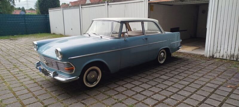 Blau Gebraucht 1961 Opel Rekord Limousine | 5.000 € - Bild 1/4