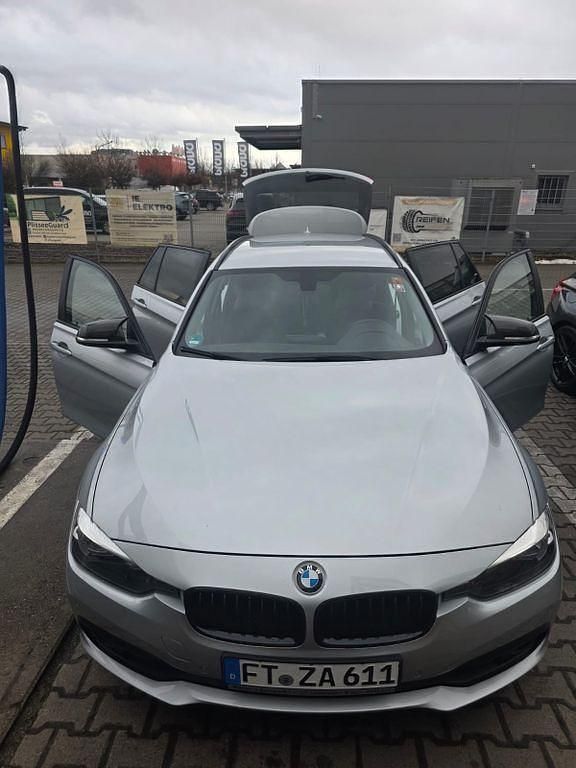 Gebraucht BMW 318 150 PS (110 kW) 2017 Silber Kombi