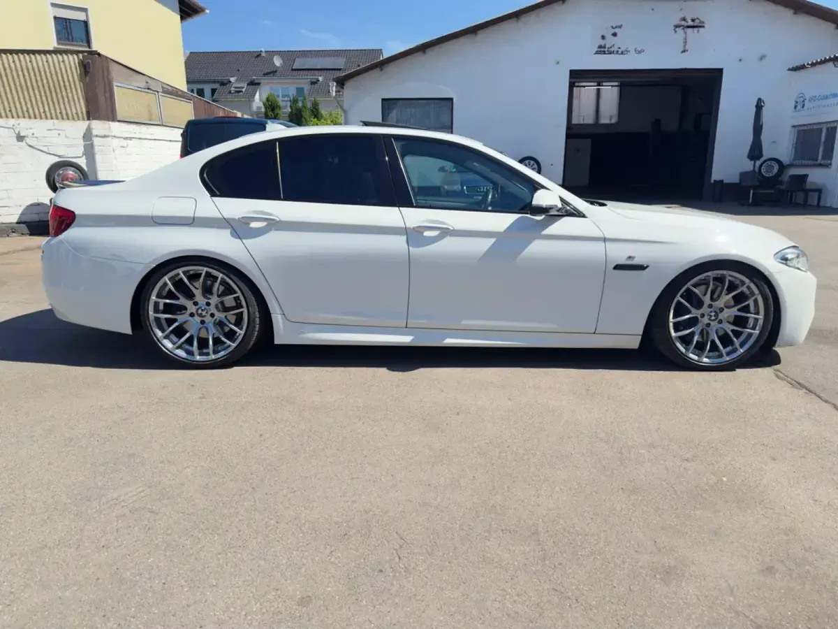 Gebraucht BMW 530 M Performance 288 PS (211 kW) 2016 Weiß Limousine