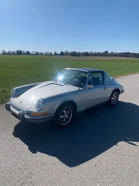 Gebraucht Porsche 911 140 PS (102 kW) 1972 Silber