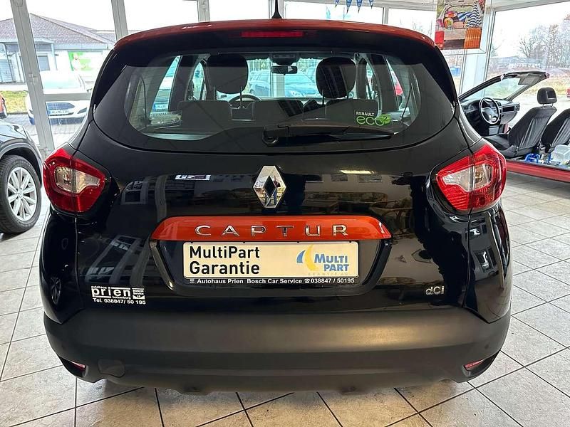 Gebraucht Renault Captur Luxe 90 PS (66 kW) 2015 Noir gne+orange enz SUV