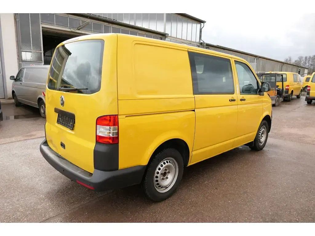 Gebraucht VW Transporter 84 PS (61 kW) 2013 Ginstergelb r1032 Van