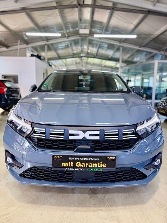 Gebraucht Dacia Logan 91 PS (66 kW) 2024 Grau Limousine