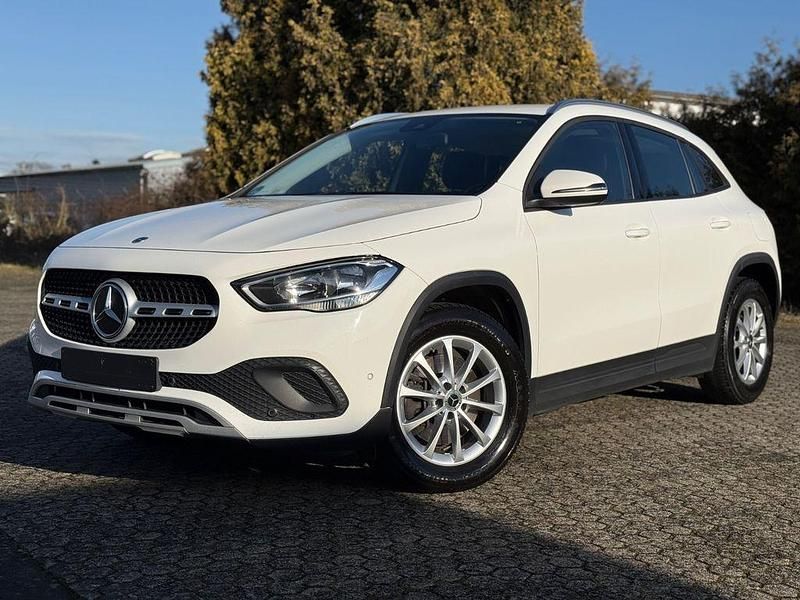 Gebraucht Mercedes GLA220 190 PS (139 kW) 2021 Weiß SUV