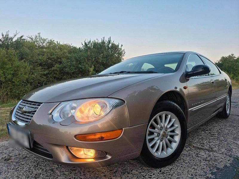 Gold Gebraucht 2000 Chrysler 300M Limousine | 1.400 € (Fairer Preis) - Bild 1/4