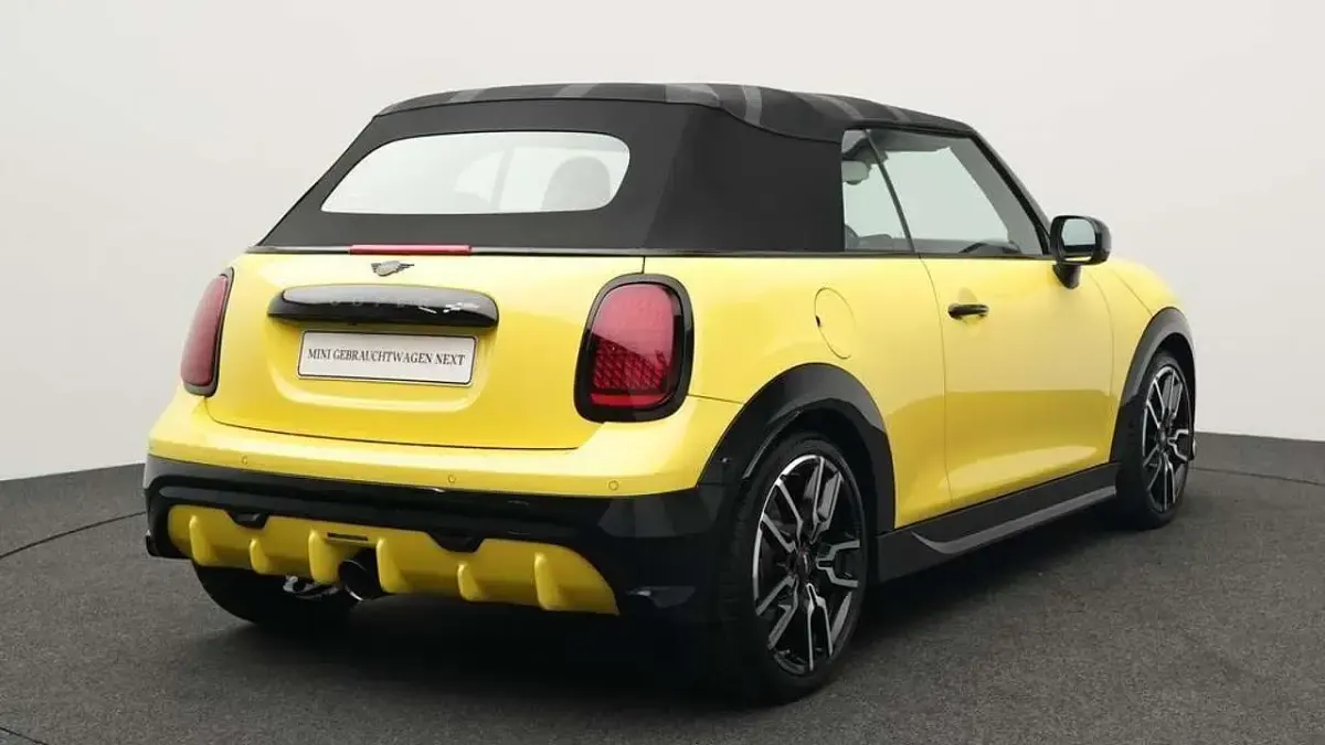 Gebraucht Mini John Cooper Works Cabriolet 231 PS (169 kW) 2025 Gelb Cabrio