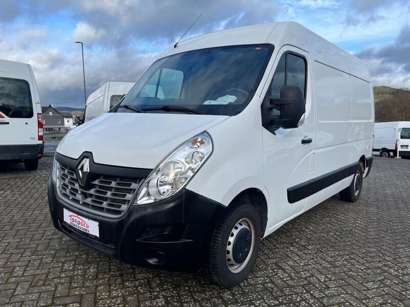 Second-hand Renault Master 110 CP (80 kW) 2018 Alb Van