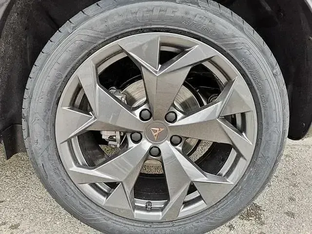Neu Cupra Formentor 190 PS (139 kW) 2026 Fjordblau SUV