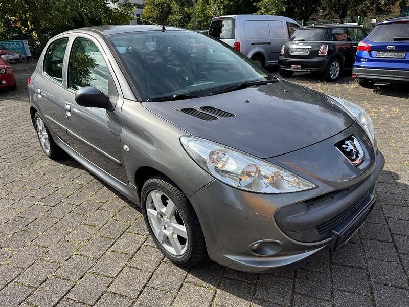 Gebraucht Peugeot 206 73 PS (53 kW) 2011 Grau Limousine