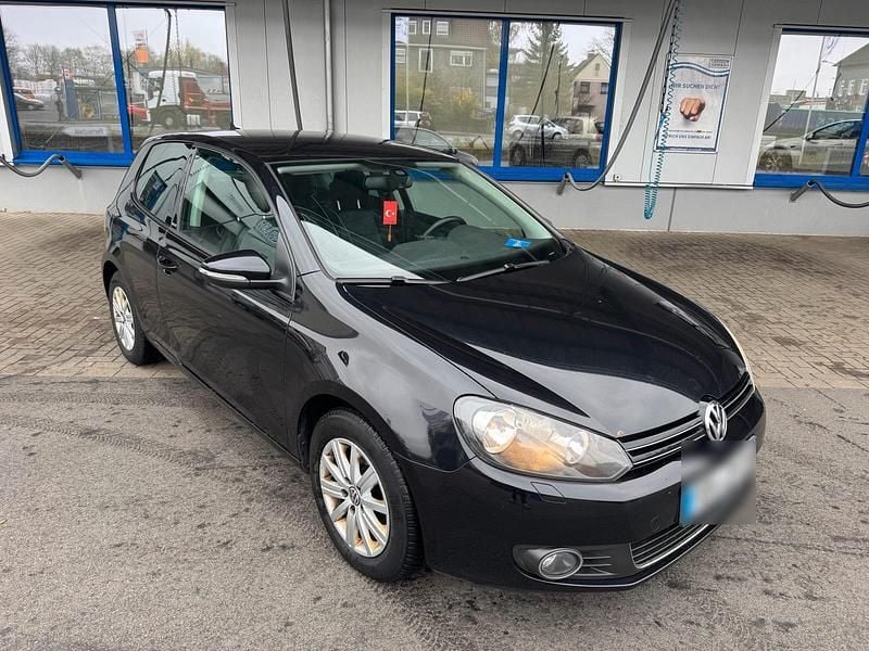 Gebraucht VW Golf VII 105 PS (77 kW) 2012 Schwarz Limousine