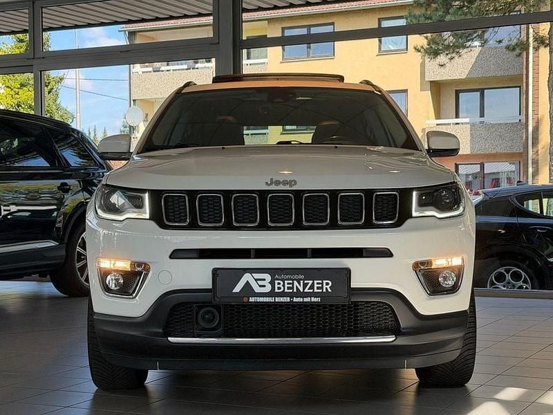 Gebraucht Jeep Compass Limited 140 PS (102 kW) 2018 Weiß SUV