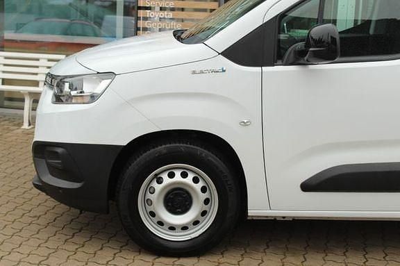 Gebraucht Toyota Proace City City 100 kW (136 PS) 2023 Ice white Van / Kleinbus