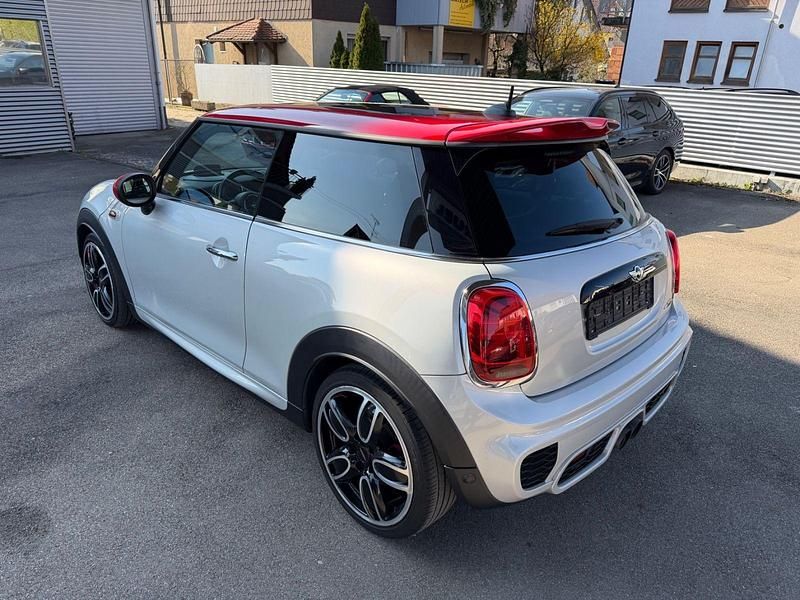 Second-hand Mini John Cooper Works 231 CP (169 kW) 2017 Argintiu Hatchback