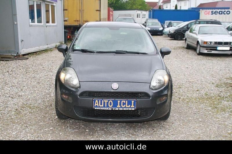 Gebraucht Fiat Punto 69 PS (50 kW) 2012 Grau Kleinwagen